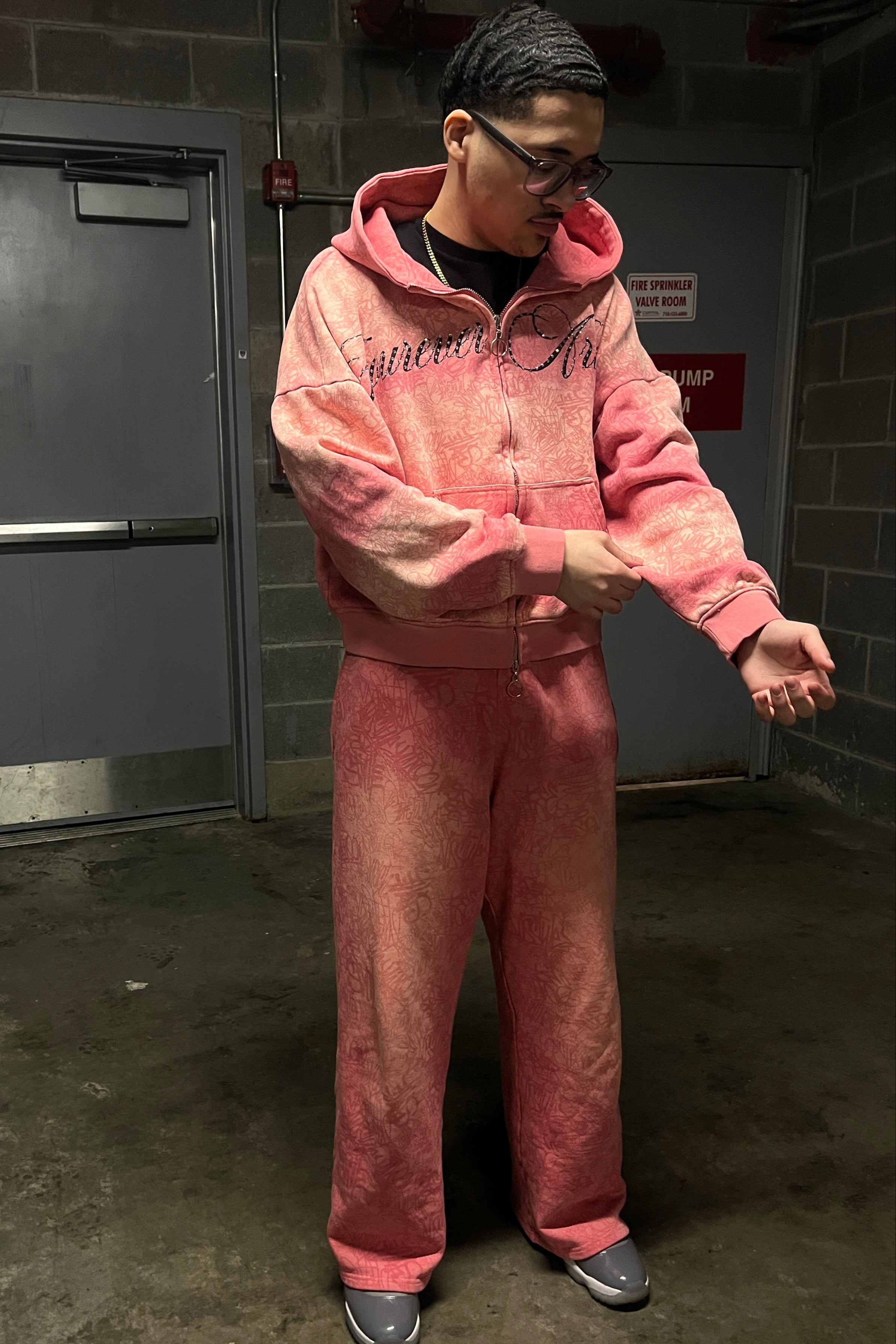 Graffiti Sweatpants (Rust Pink)